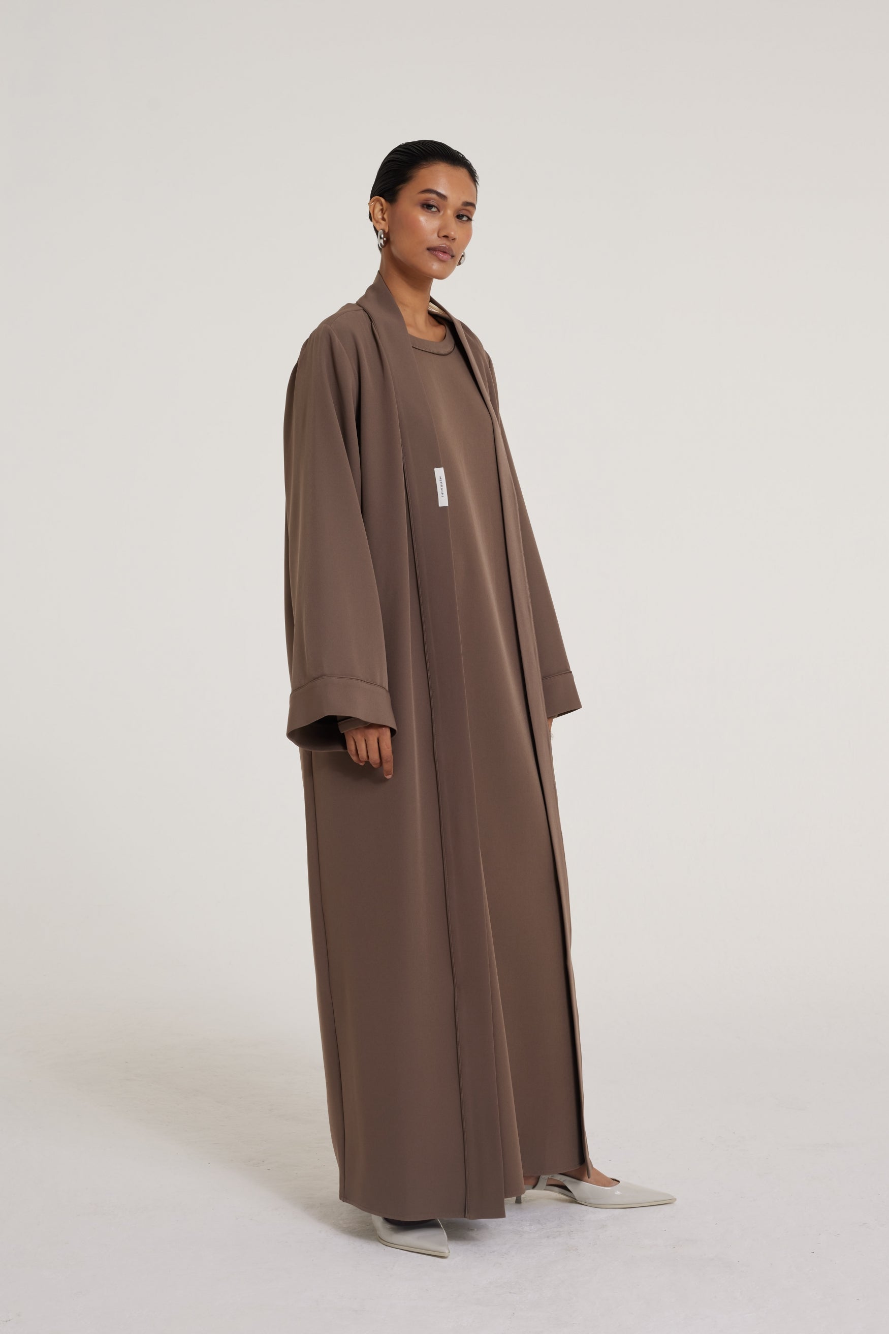 Abaya Essentielle - Régulier | Brun cendré