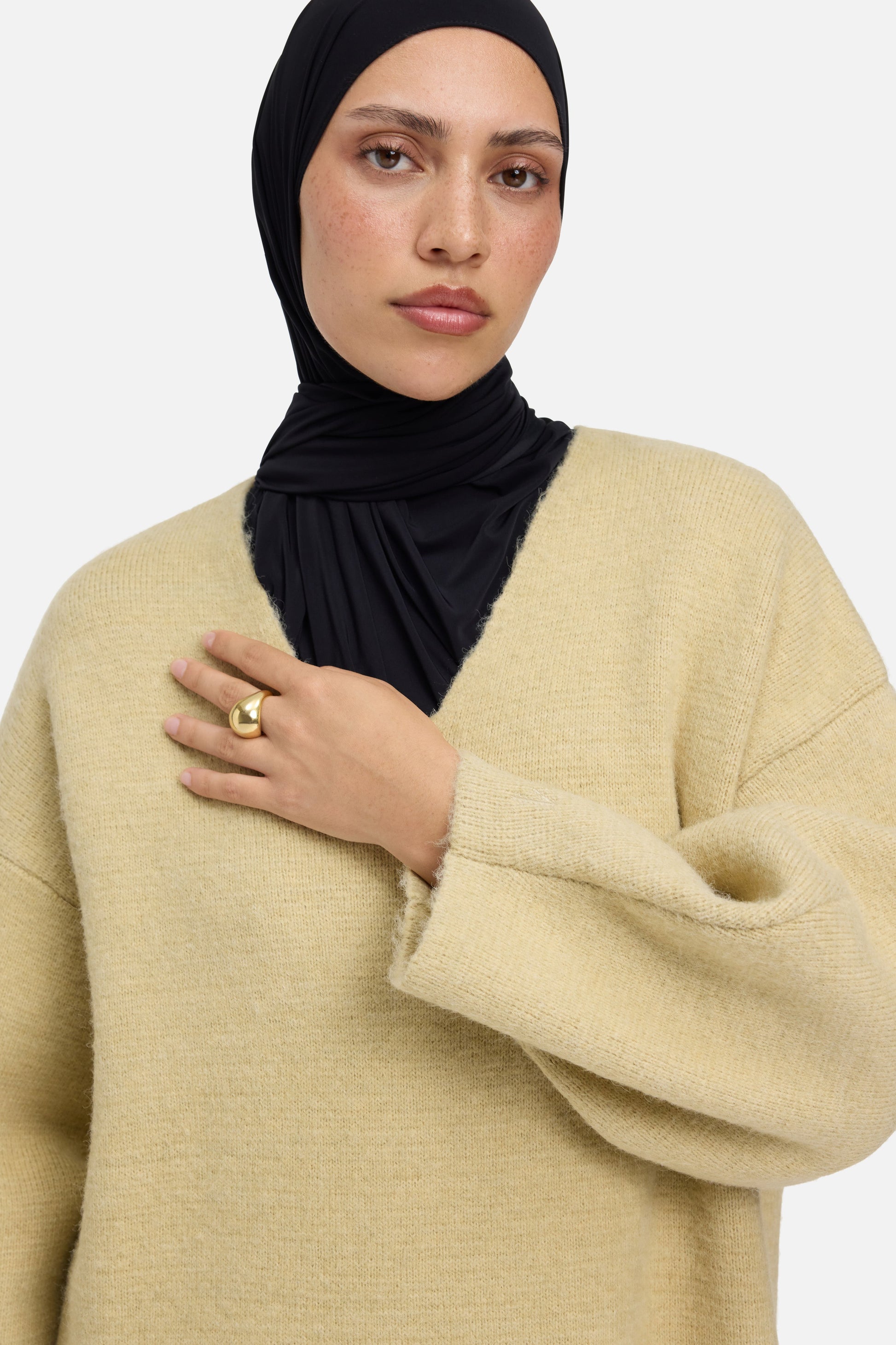 Robe à col en V en tricot brossé | Argile du désert