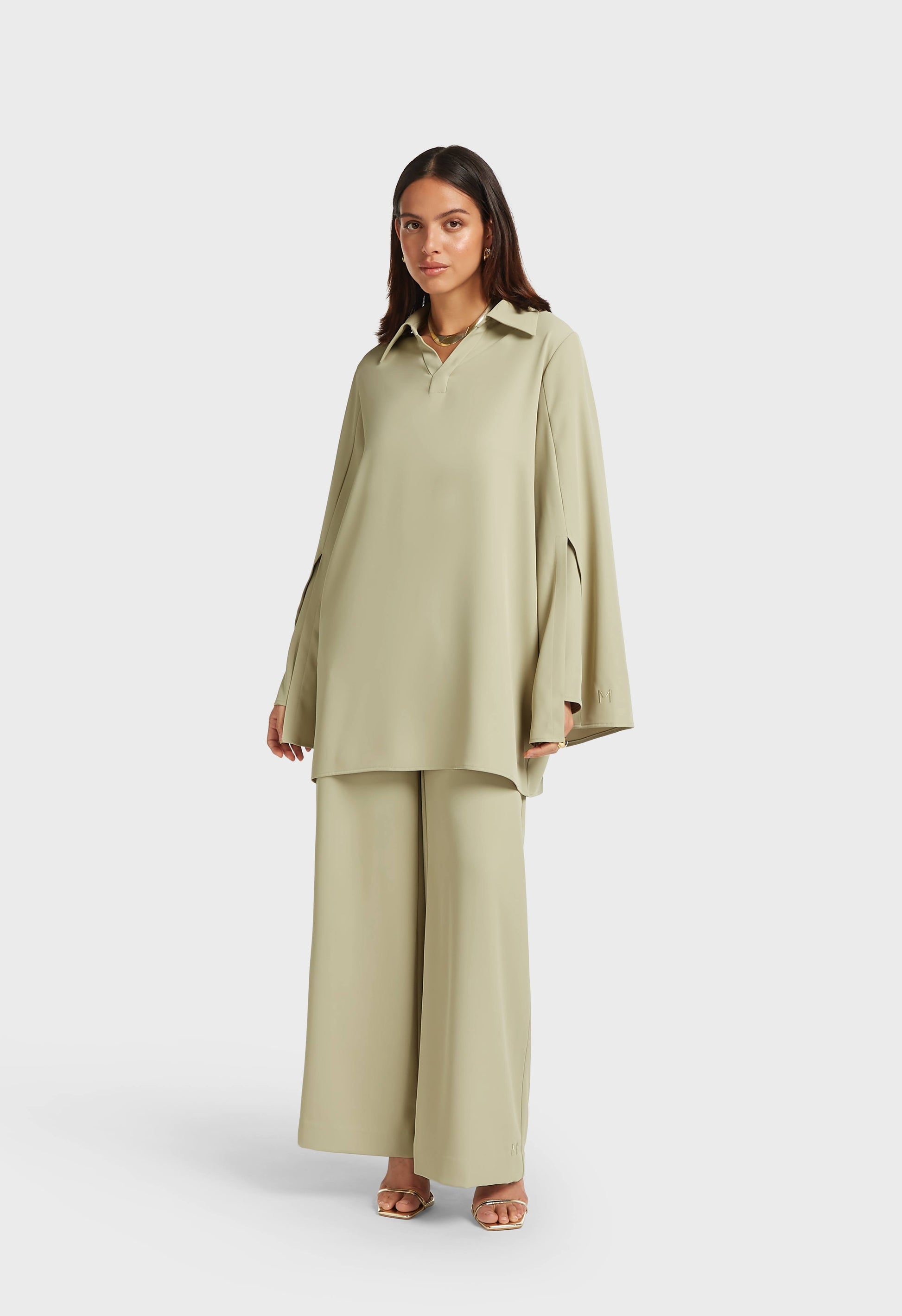 Pantalon ajusté à taille élastiquée | Basilic sec