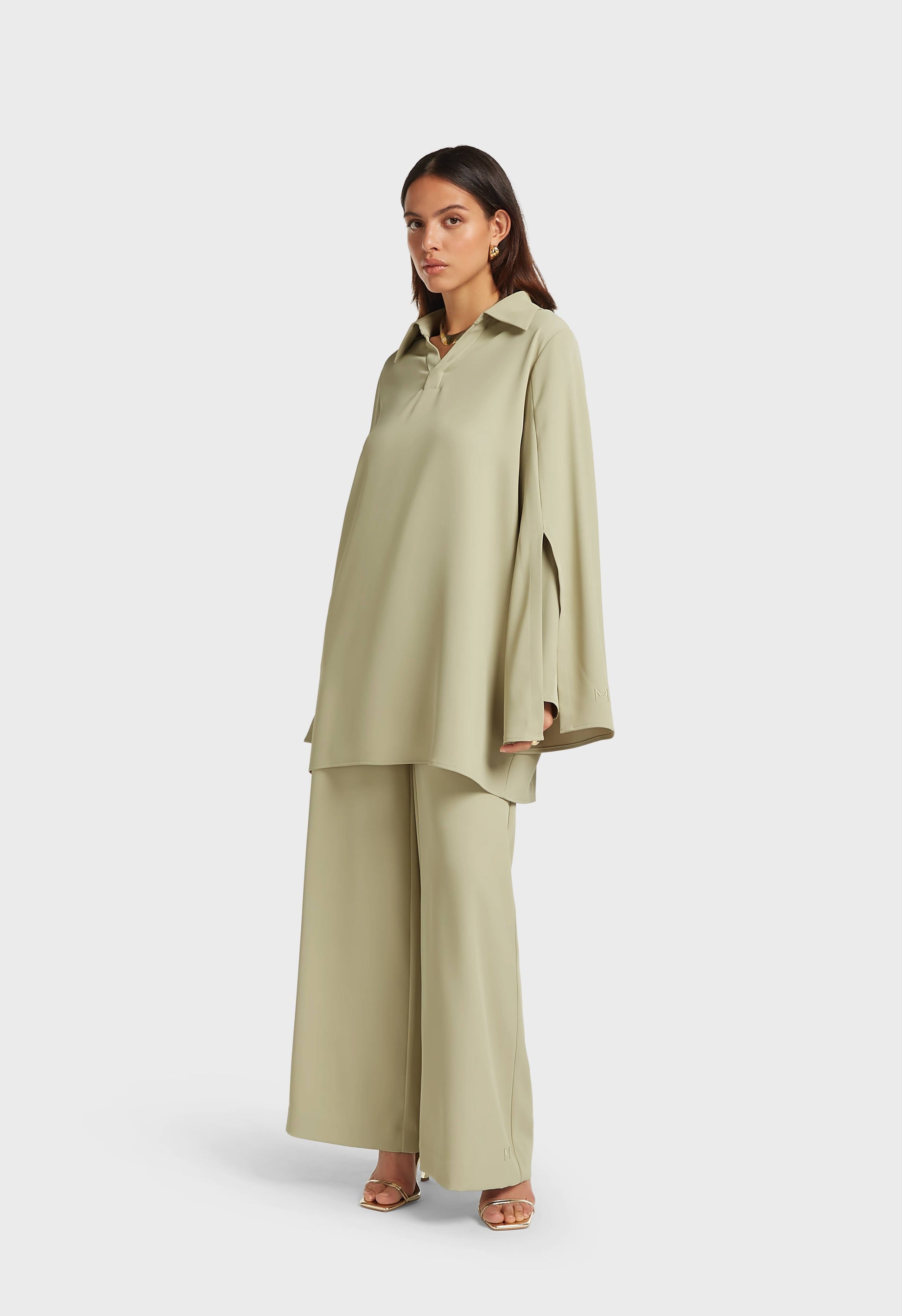 Pantalon ajusté à taille élastiquée | Basilic sec