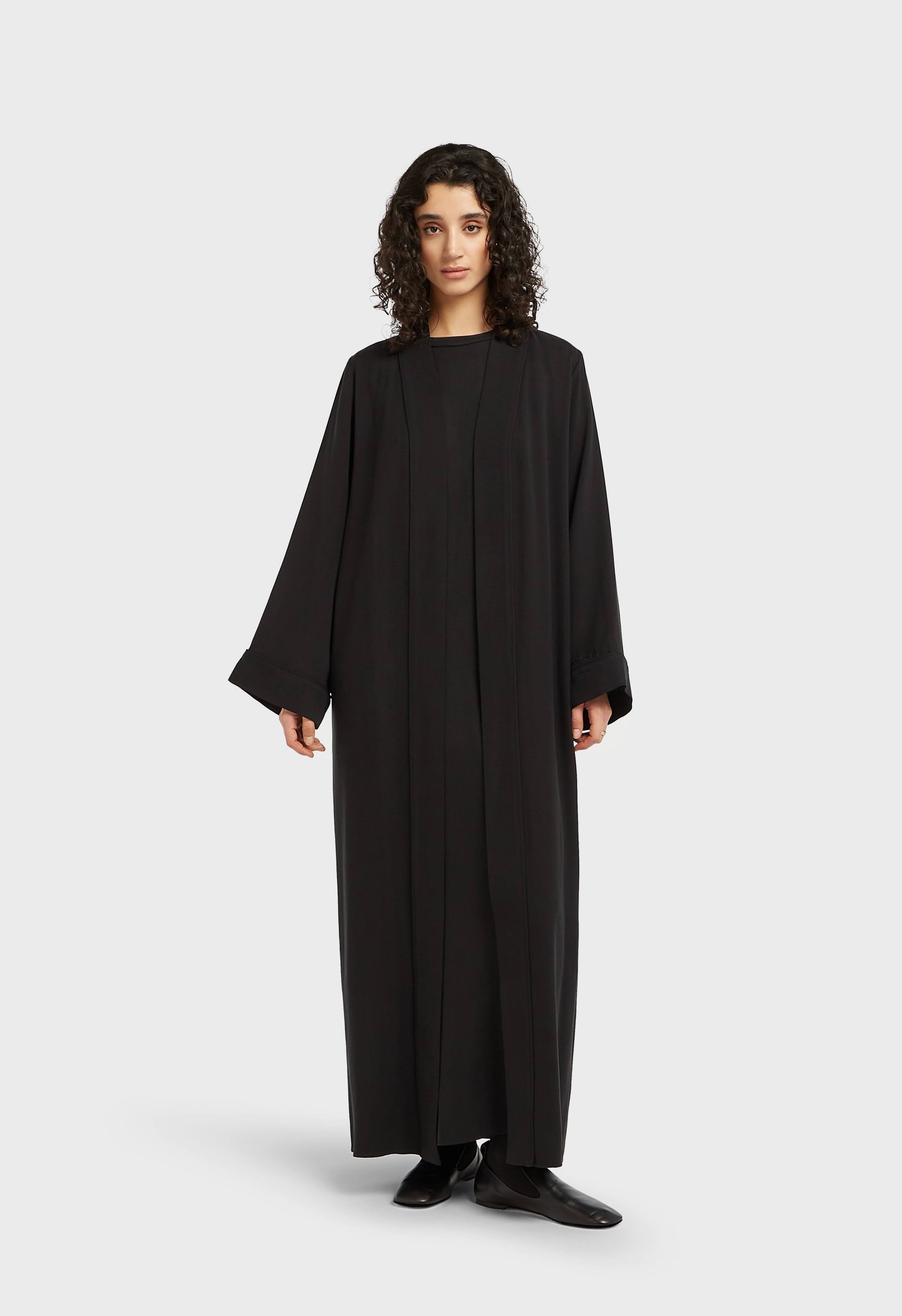 Abaya tissée douce essentielle Regular | Noir