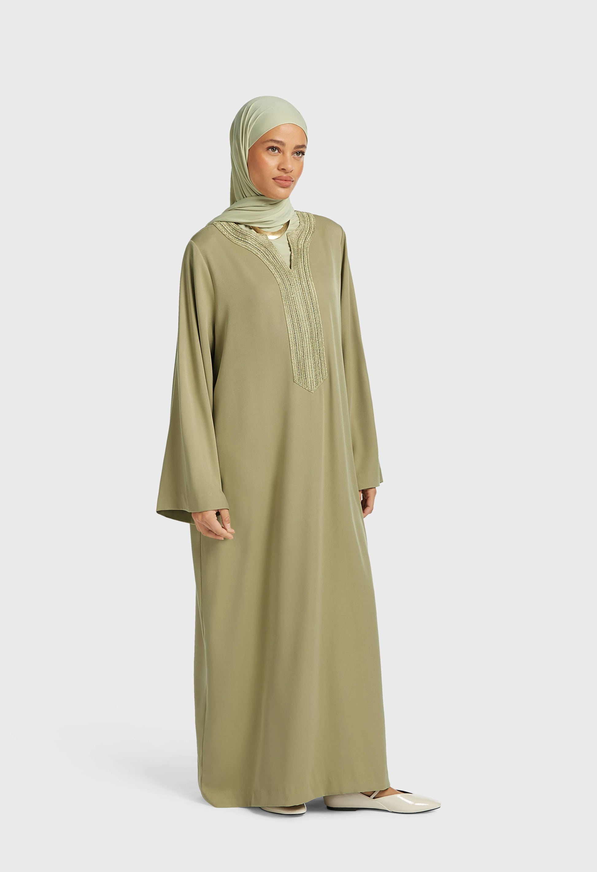 Robe caftan brodée en lurex | Gris Vert