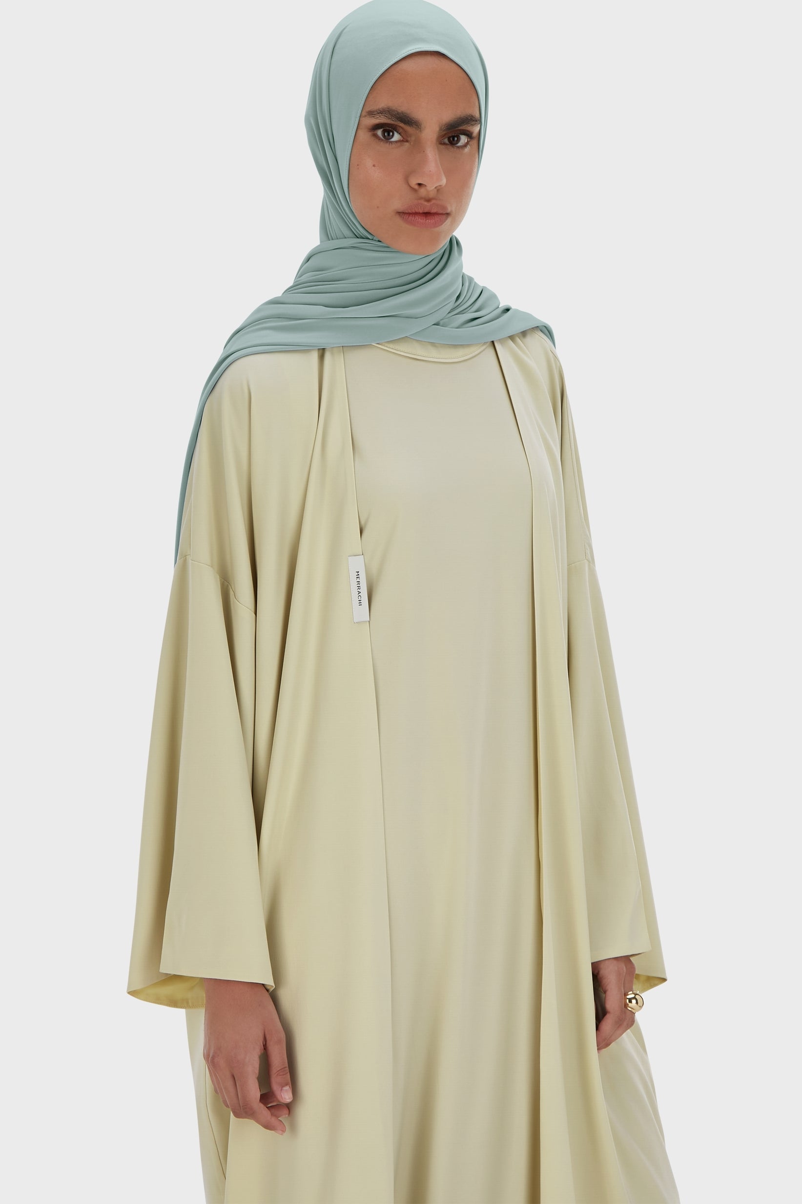 Abaya tissée régulière | Mousse légère