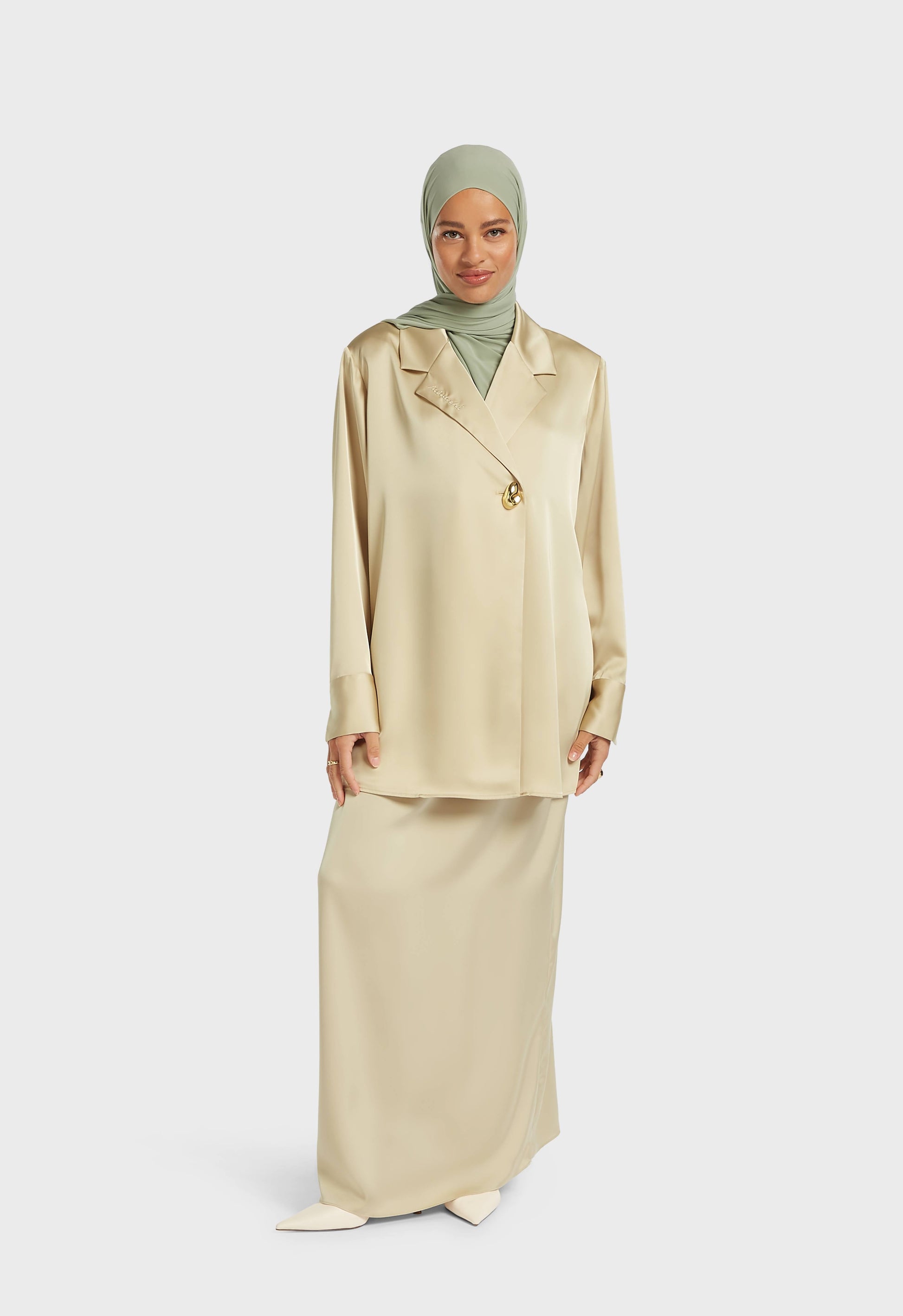 Blazer classique en satin | Riz brun