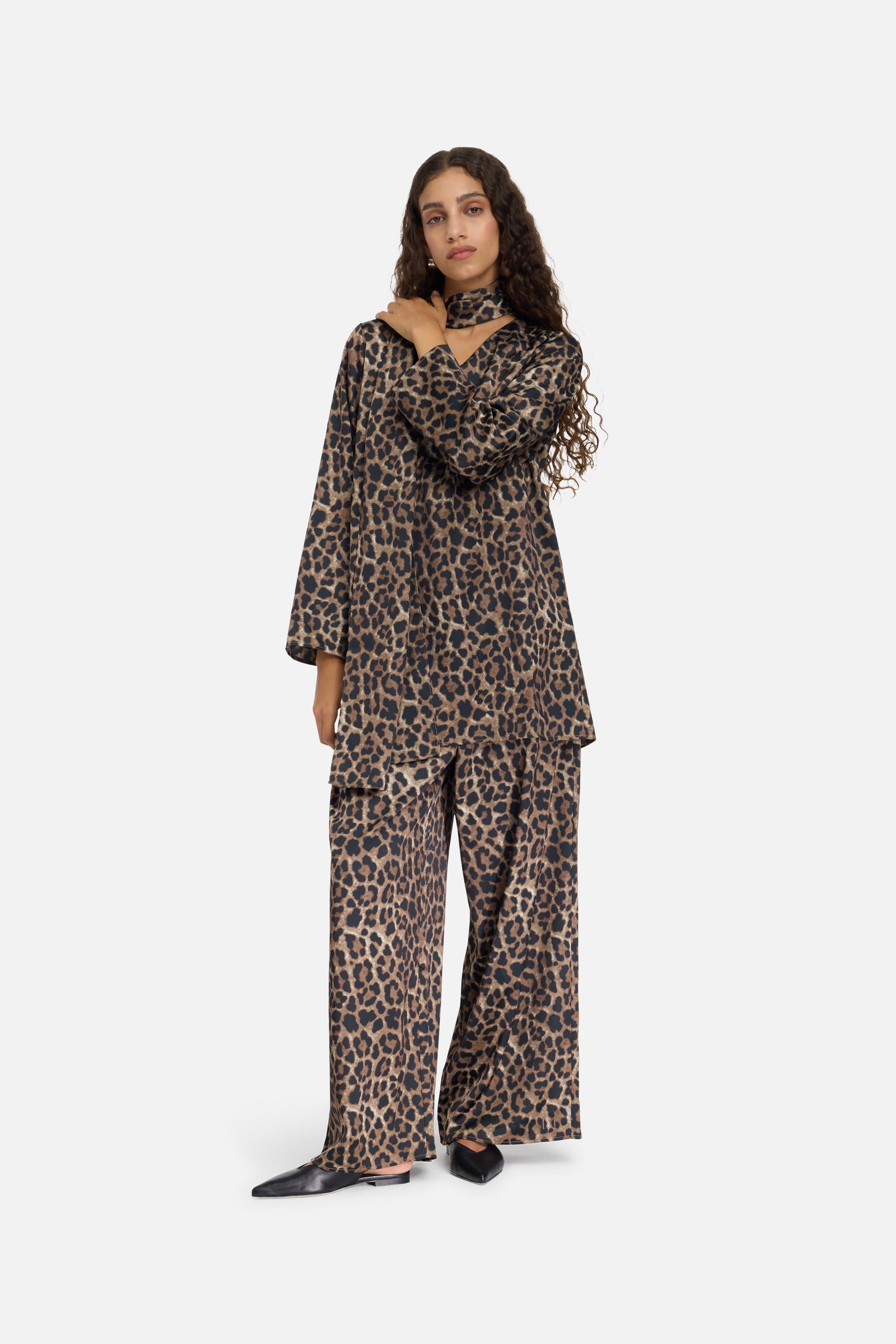 Pantalon plissé en satin | Léopard